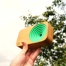 Load image into Gallery viewer, Bitti Gitti Mint Green Wooden Sound System
